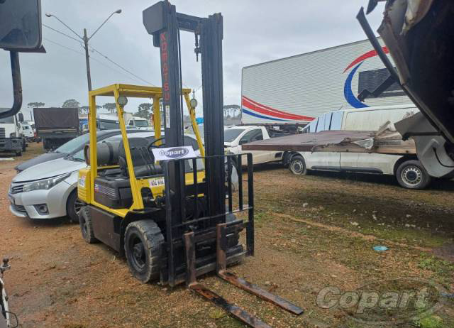 KOMATSU EMPILHADEIRA FG40 1999