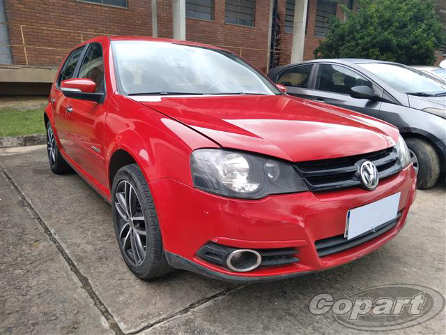 VOLKSWAGEN GOLF 2.0 MI SPORTLINE 8V FLEX 4P TIPTRONIC 2013
