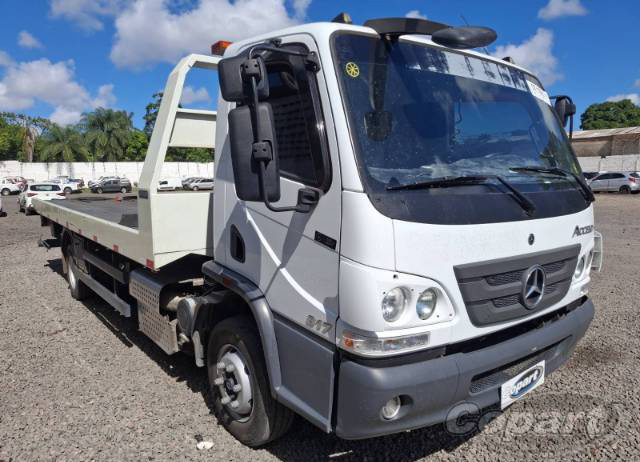 MERCEDES BENZ ACCELO 817 2024