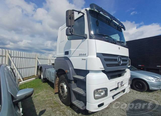 MERCEDES BENZ AX0R 2544 S 2011