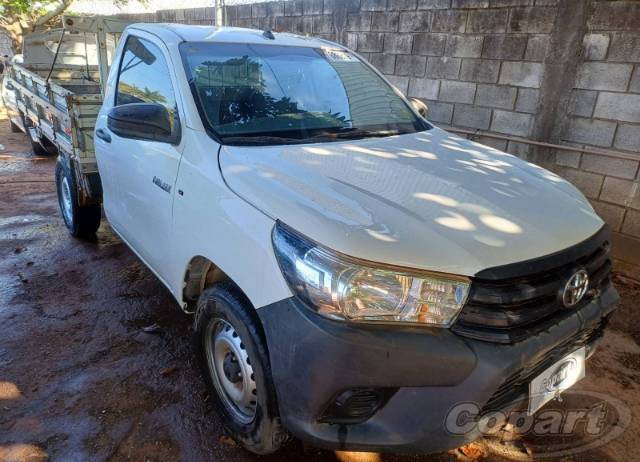 TOYOTA HILUX CS CHASSI 2.8 D-4D TURBO 2020